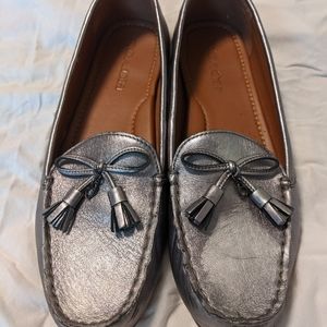 Coach Silver Leather Tassel Loafer - Size 8.5B